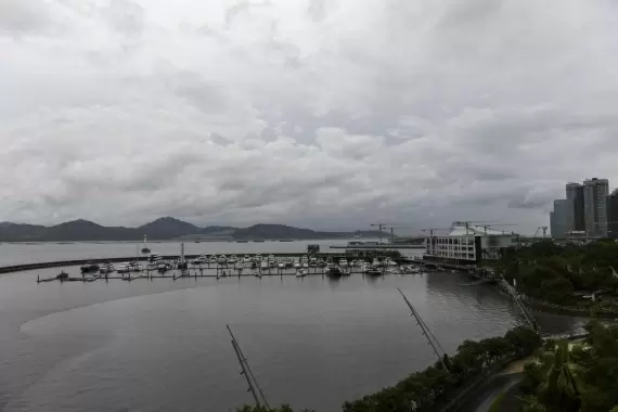 Chinas Guangdong braces for typhoon Cempaka